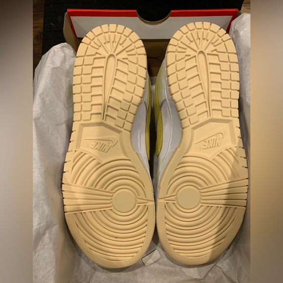 WOMAN’S NIKE DUNK LOW OG - Picture 2 of 5